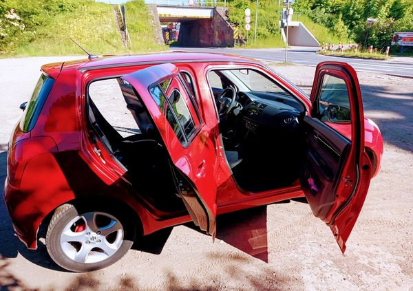 Suzuki Swift cena 13900 przebieg: 199982, rok produkcji 2007 z Bydgoszcz małe 154